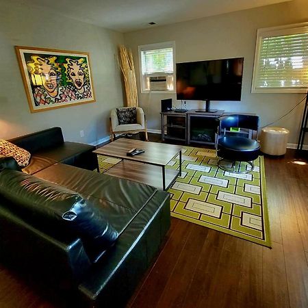 Spacious Cherry Creek Villa Denver Bagian luar foto